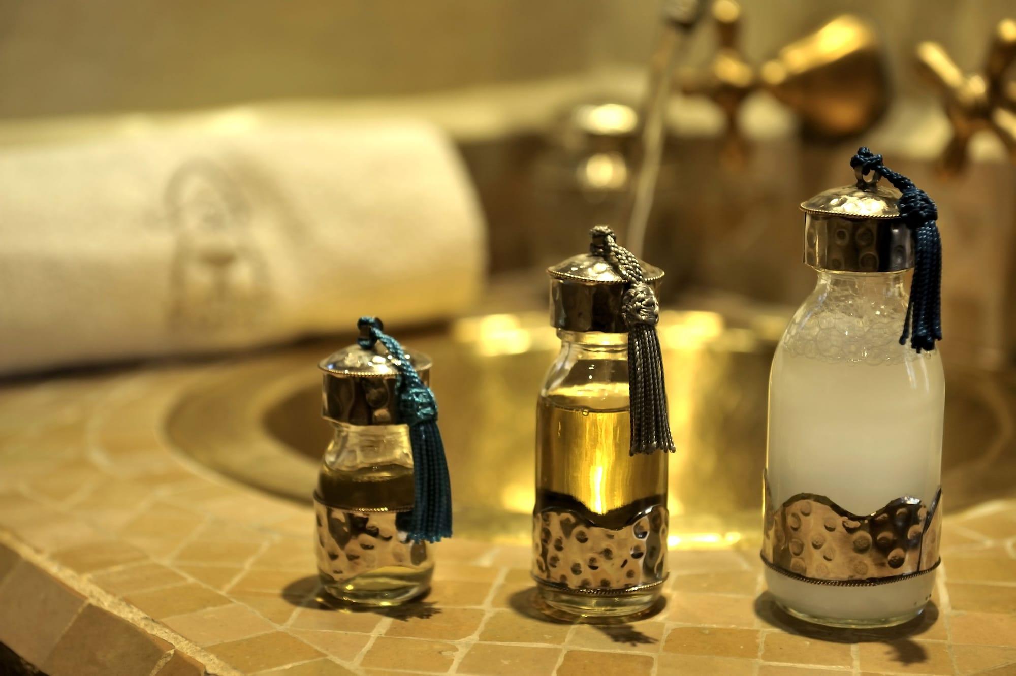 Riad Le Jardin D'Abdou مراكش المظهر الخارجي الصورة Amenities at the Mandarin Oriental, Munich