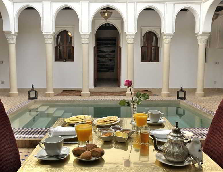 Riad Le Jardin D'Abdou مراكش المظهر الخارجي الصورة Breakfast at a riad in Marrakech